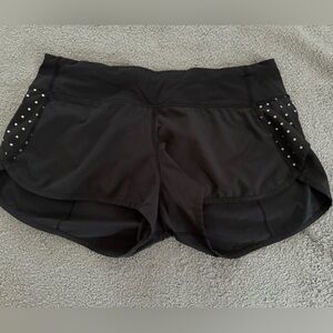 Lululemon Speed Short - Size 8 - Black/white